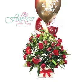 Caja Floral en Rosas con Globo 112
